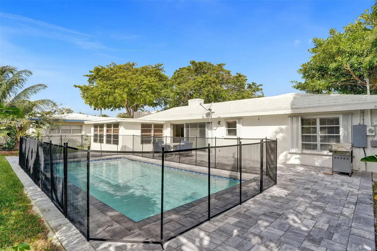 Photo 3 at 260 Allenwood Drive, Lauderdale-By-The-Sea
