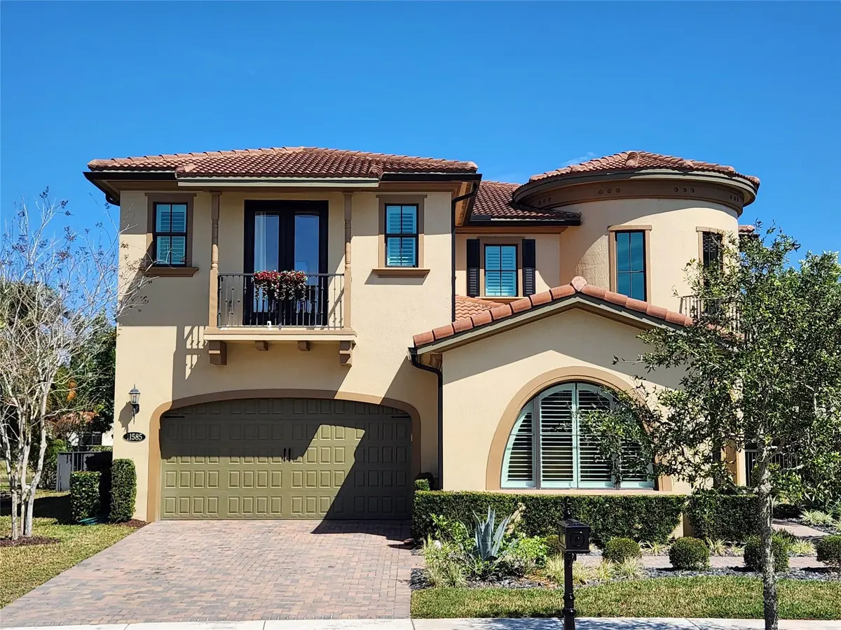 Photo 1 at 11585 Horizon Road, Parkland