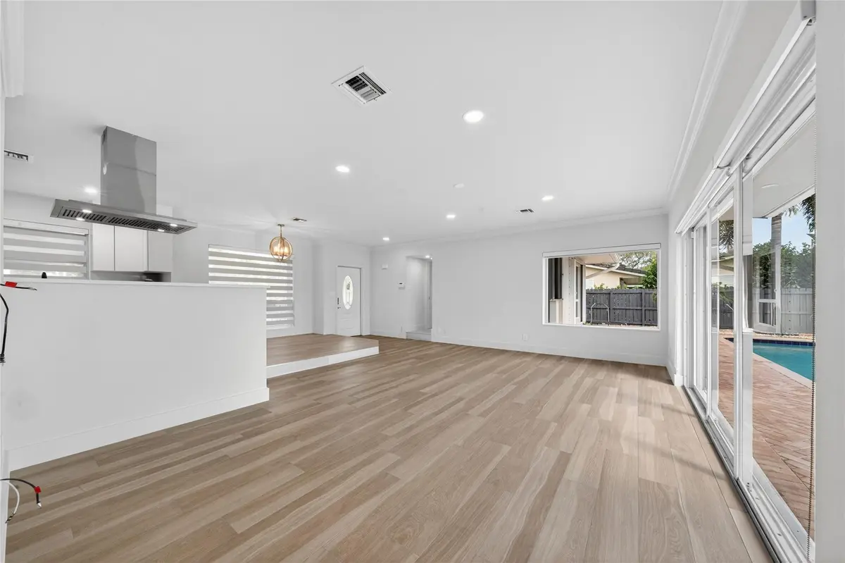 Photo 6 at 1762 NE 38th Street, Oakland Park