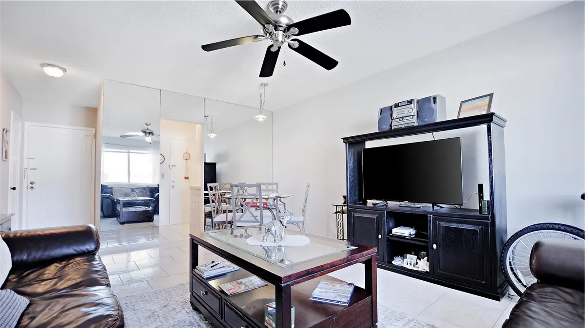 Photo 5 at 6263 NE 19th Avenue 923, Fort Lauderdale