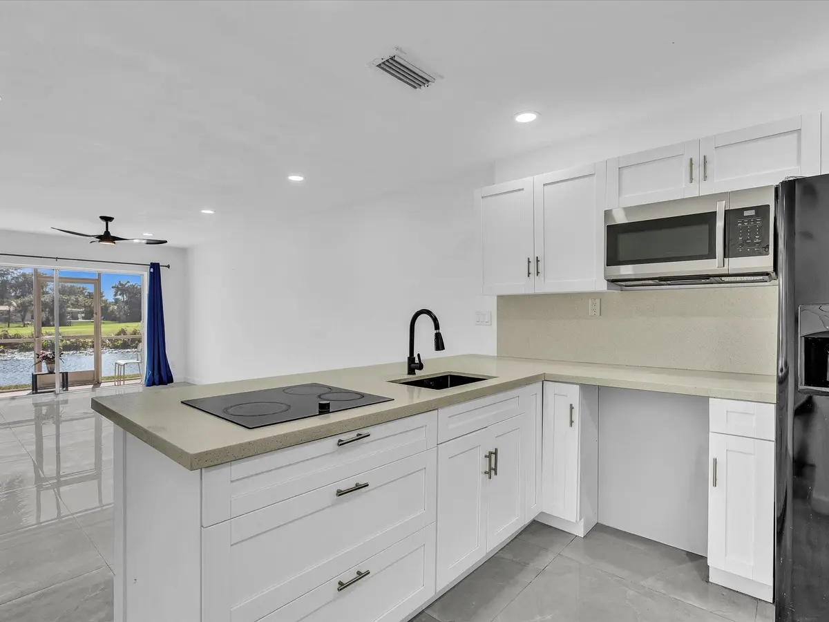 Photo 8 at 2451 SW 82nd Avenue 108, Davie