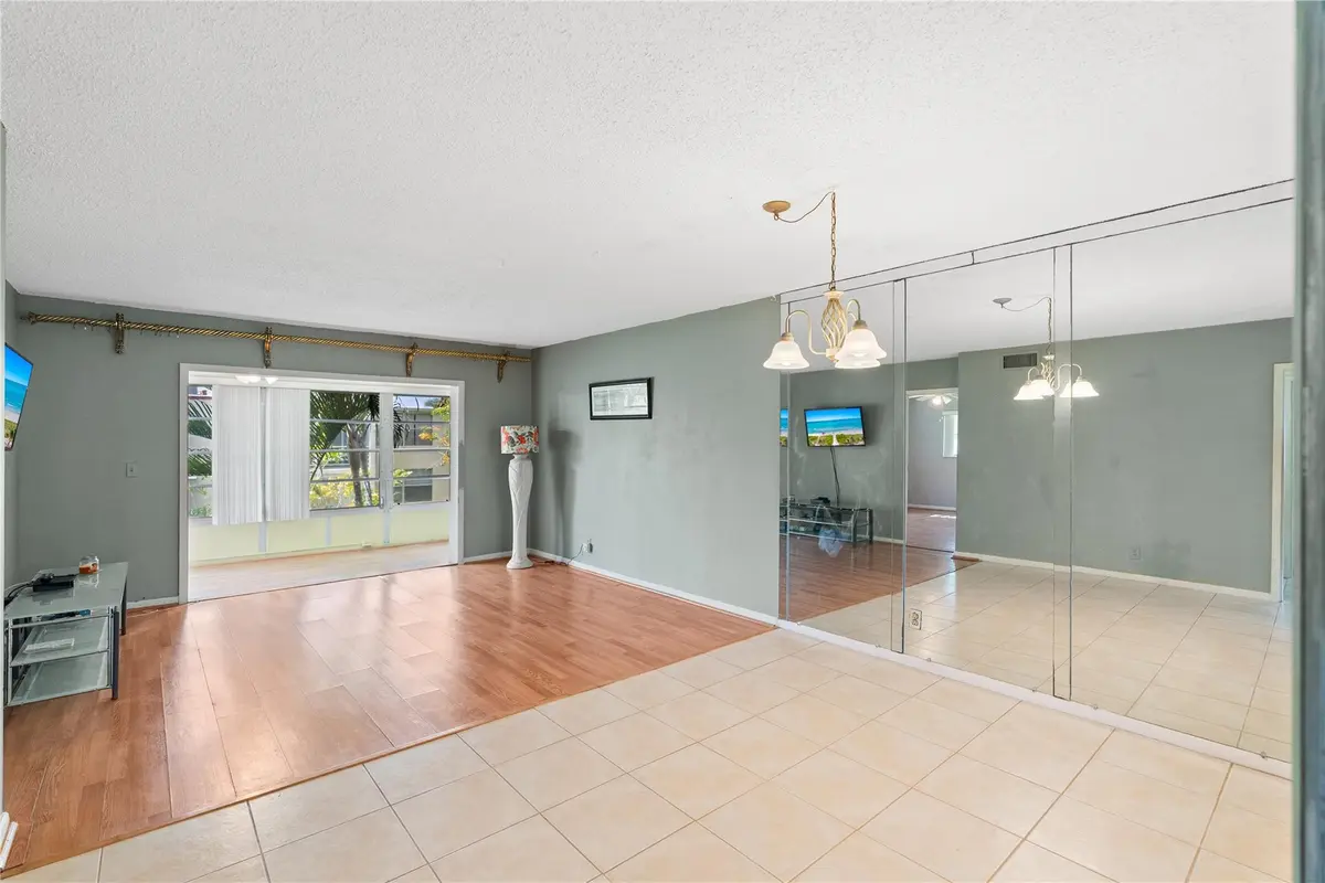 Photo 8 at 1 Abbey Lane 201, Delray Beach