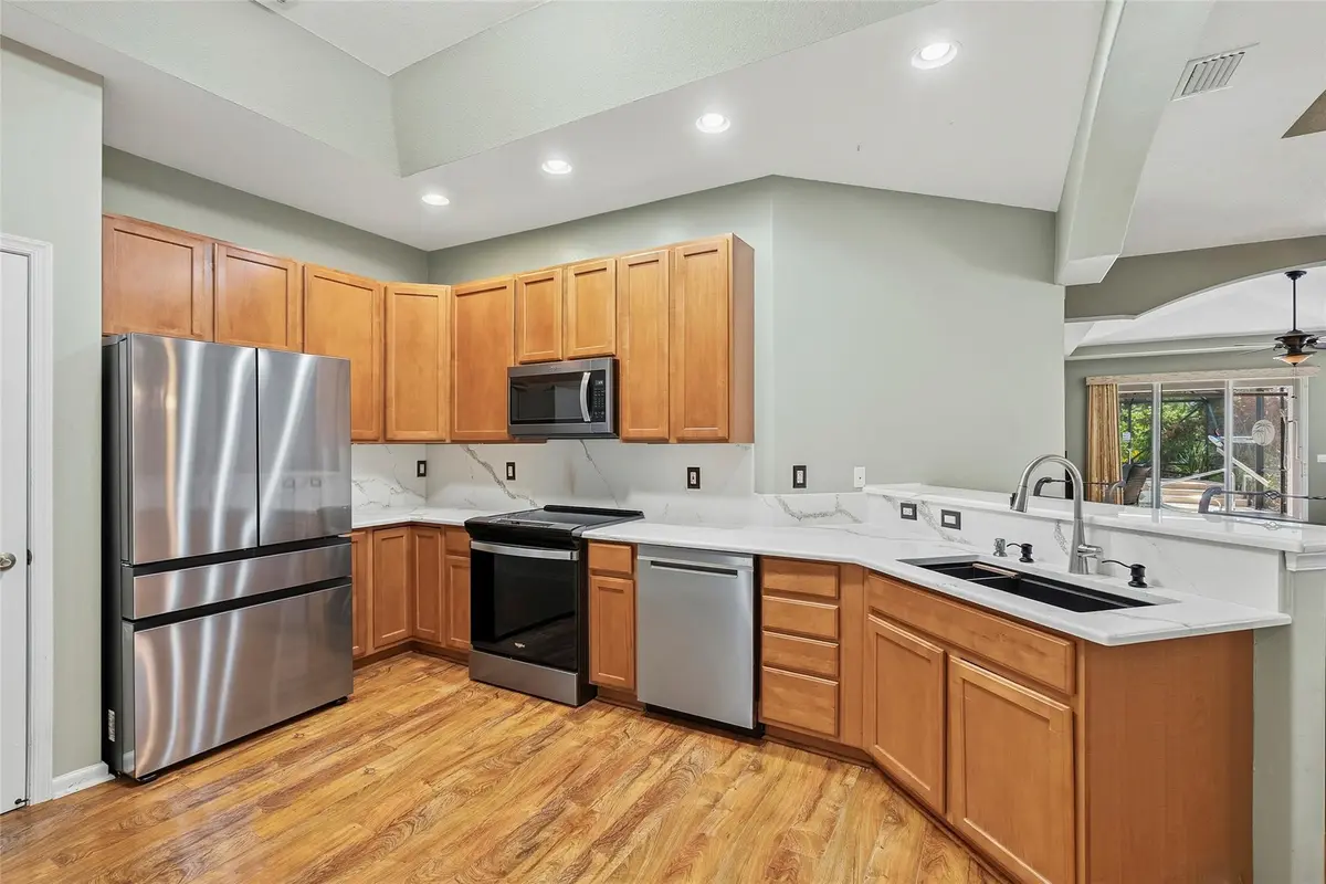 with snack bar at 730 NW Red Pine Way, Jensen Beach