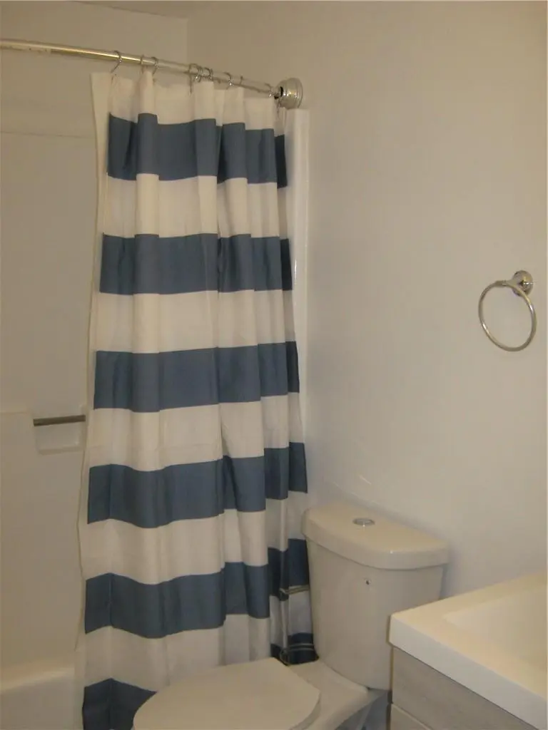 Remodeled at 5162 NE 6th Avenue 317, Oakland Park
