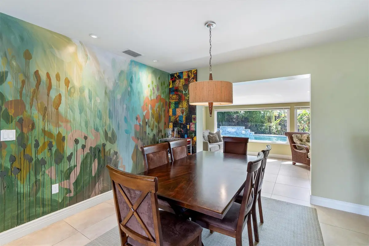 Formal Dining at 500 NE 28th Drive, Wilton Manors