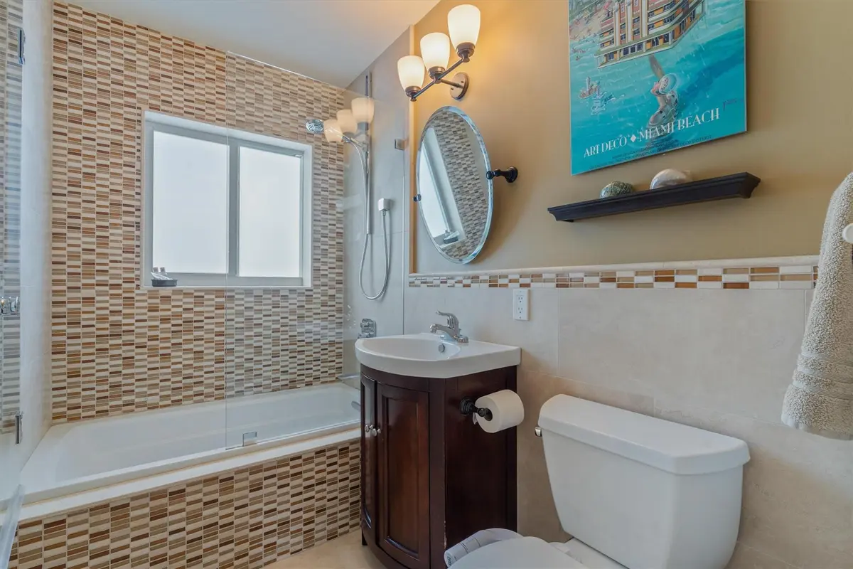 Updated Baths at 500 NE 28th Drive, Wilton Manors