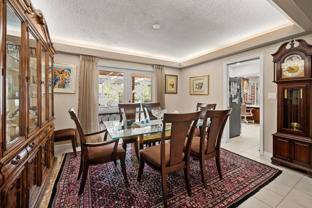 Photo 5 at 3400 N 47th Avenue, Hollywood