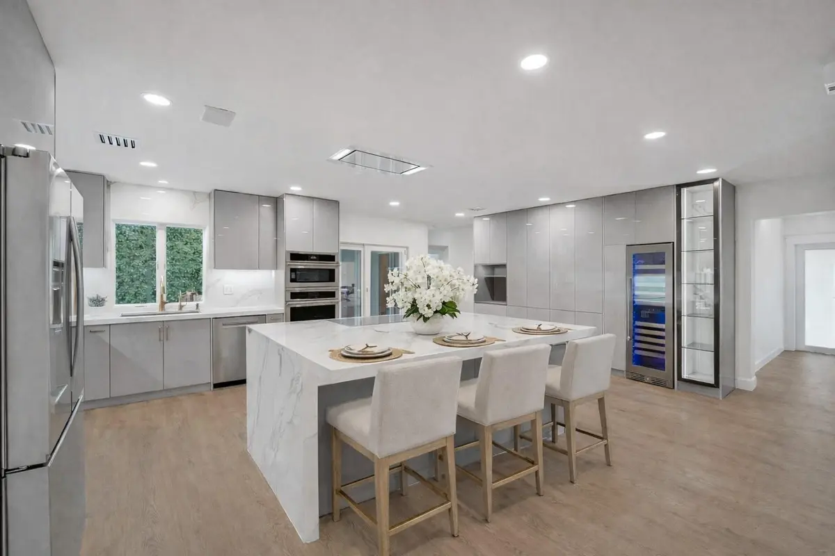 Photo 5 at 2510 NE 47th Street, Fort Lauderdale