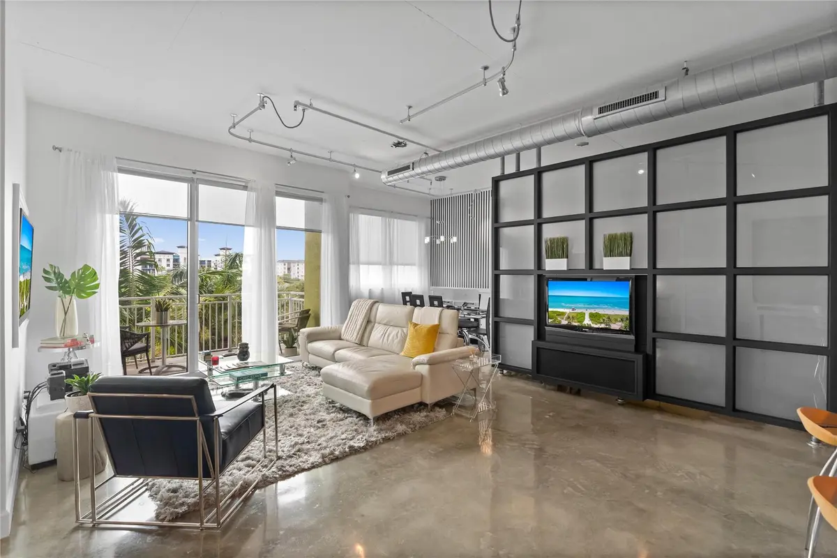 Photo 1 at 313 NE 2nd Street 405, Fort Lauderdale