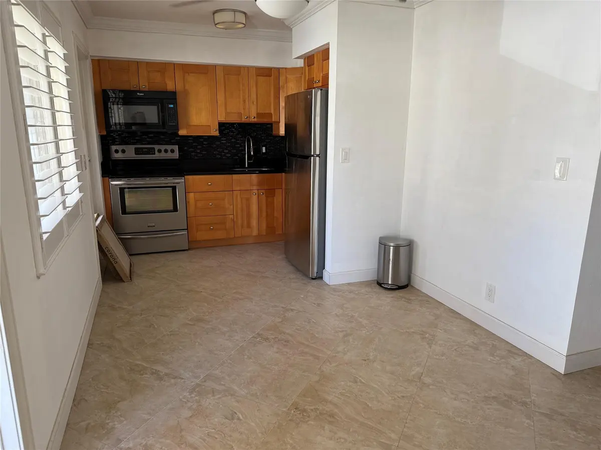 eat in kitchen area at 2131 NE 42nd Court 202e, Lighthouse Point