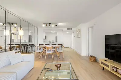 2000 S Ocean Boulevard 2p, Lauderdale-By-The-Sea – Condominium for rent