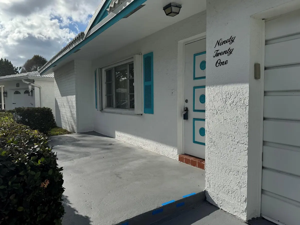 Photo 3 at 9021 NW 15th Place, Plantation