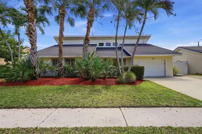340 Apache Lane, Boca Raton – sold
