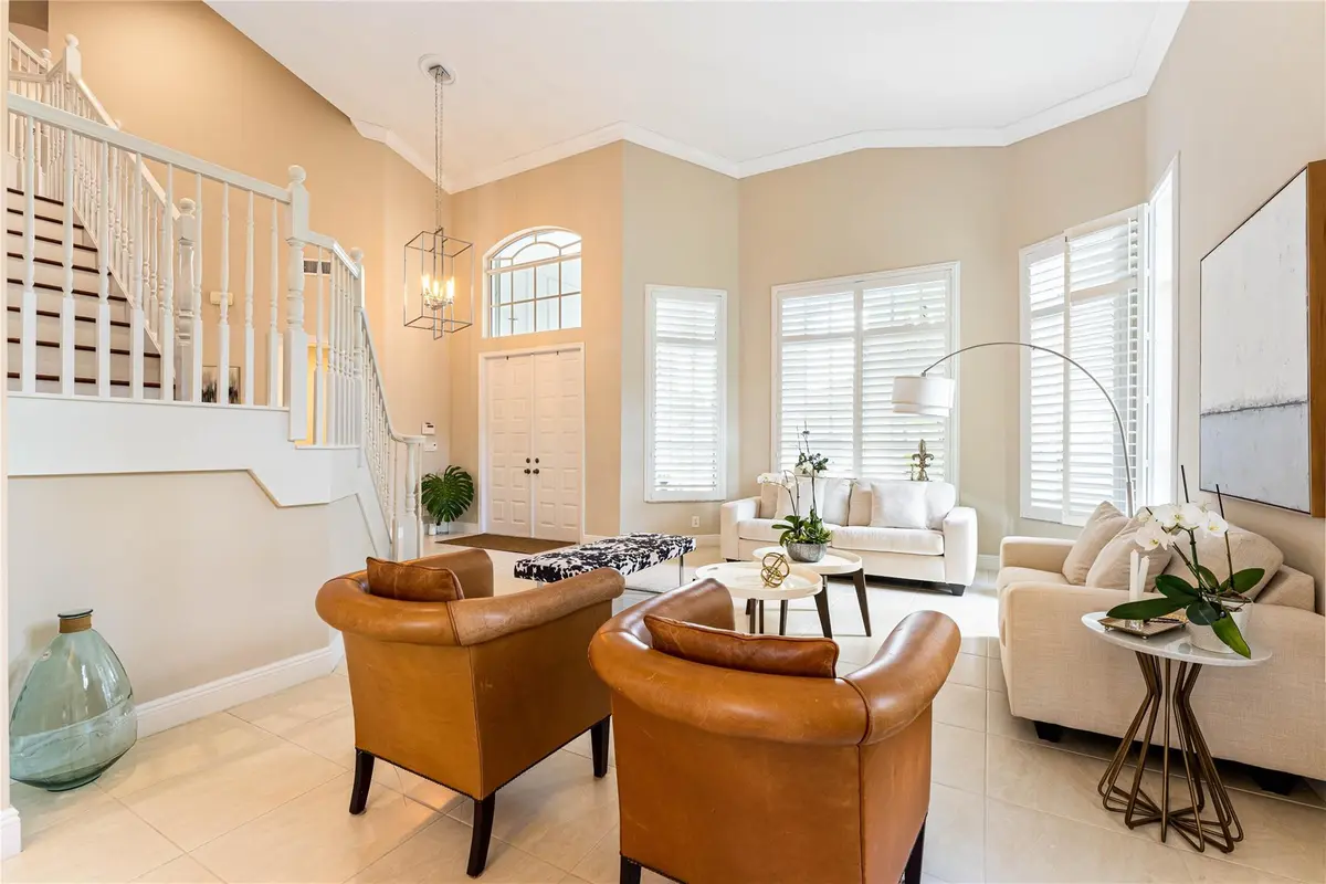 Photo 4 at 2527 Montclaire Circle, Weston