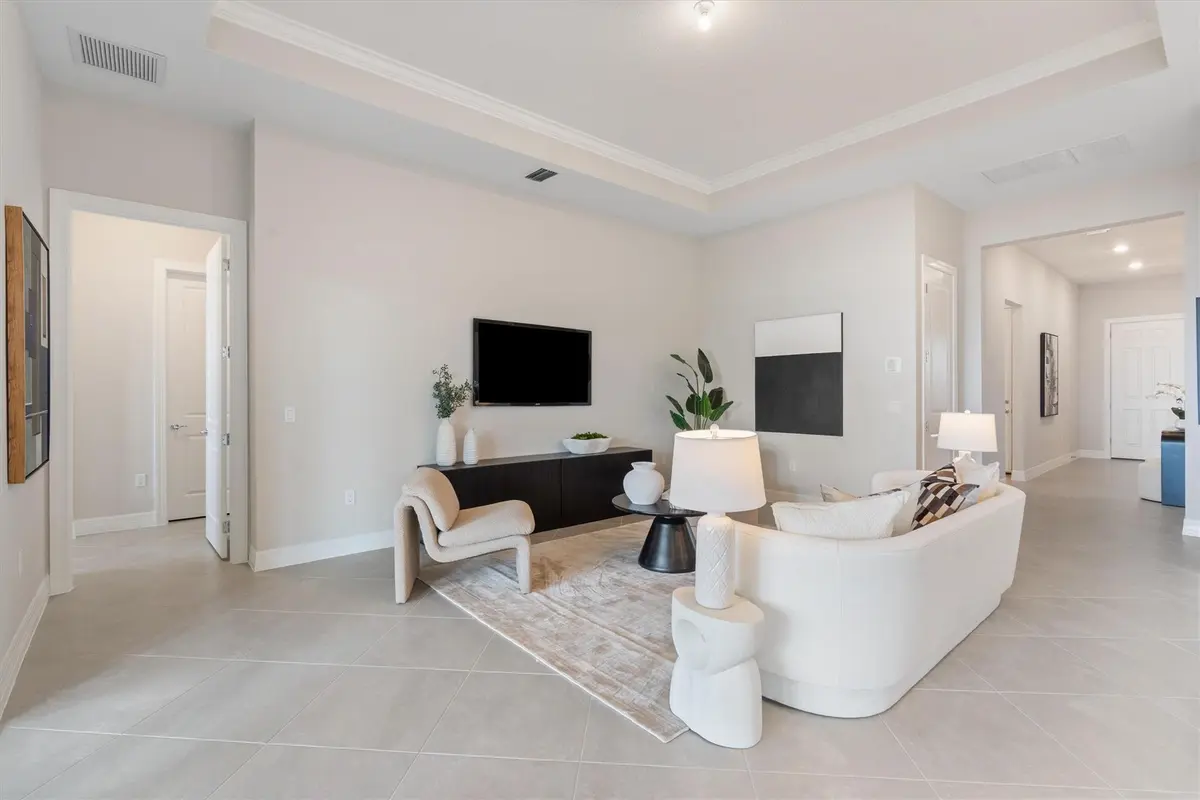 Photo 3 at 10390 Northbrook Circle, Palm Beach Gardens