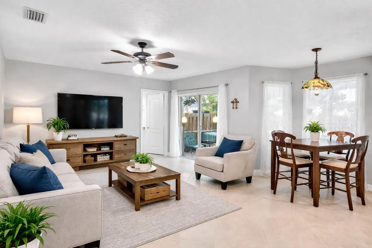 Family Room at 11240 Reveille Road, Cooper City