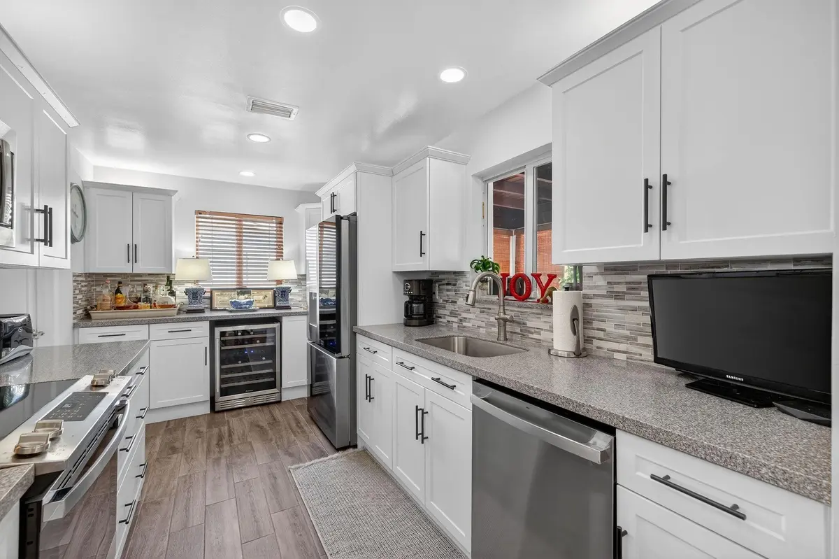 Photo 5 at 2550 E Golf Boulevard, Pompano Beach