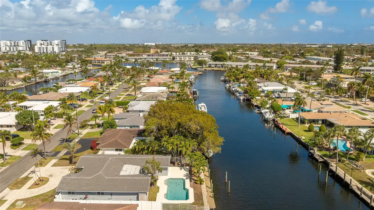 Photo 3 at 360 SE 5th Avenue, Pompano Beach