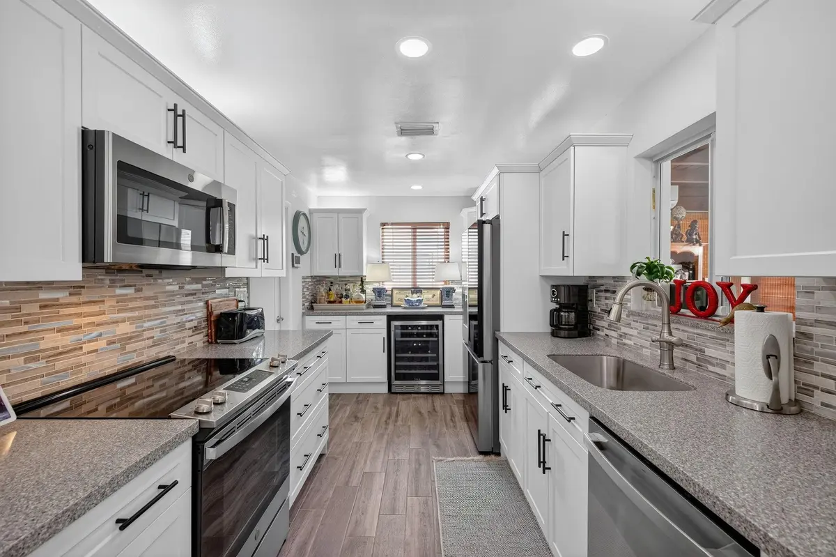 Photo 6 at 2550 E Golf Boulevard, Pompano Beach