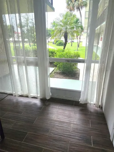 804 SE 7th Street 101, Deerfield Beach – Condominium for sale