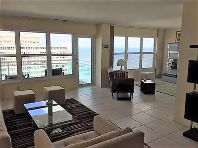 3900 Galt Ocean Drive 1716, Fort Lauderdale – sold