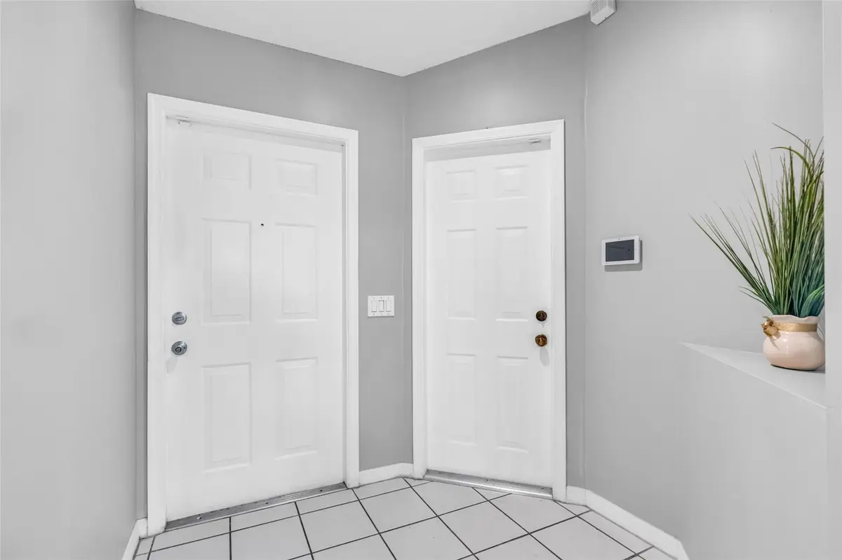 Photo 7 at 1665 Zenith Way, Weston