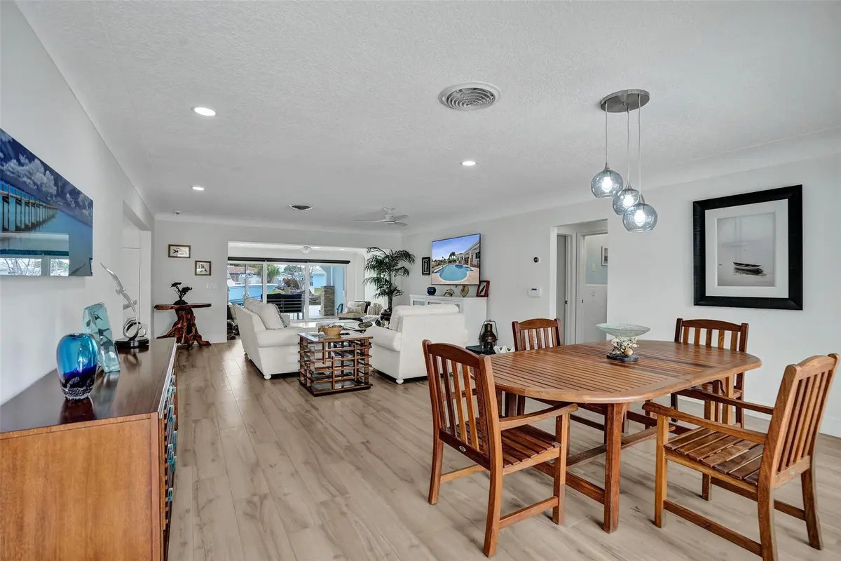 Photo 8 at 400 SE 5th Terrace, Pompano Beach