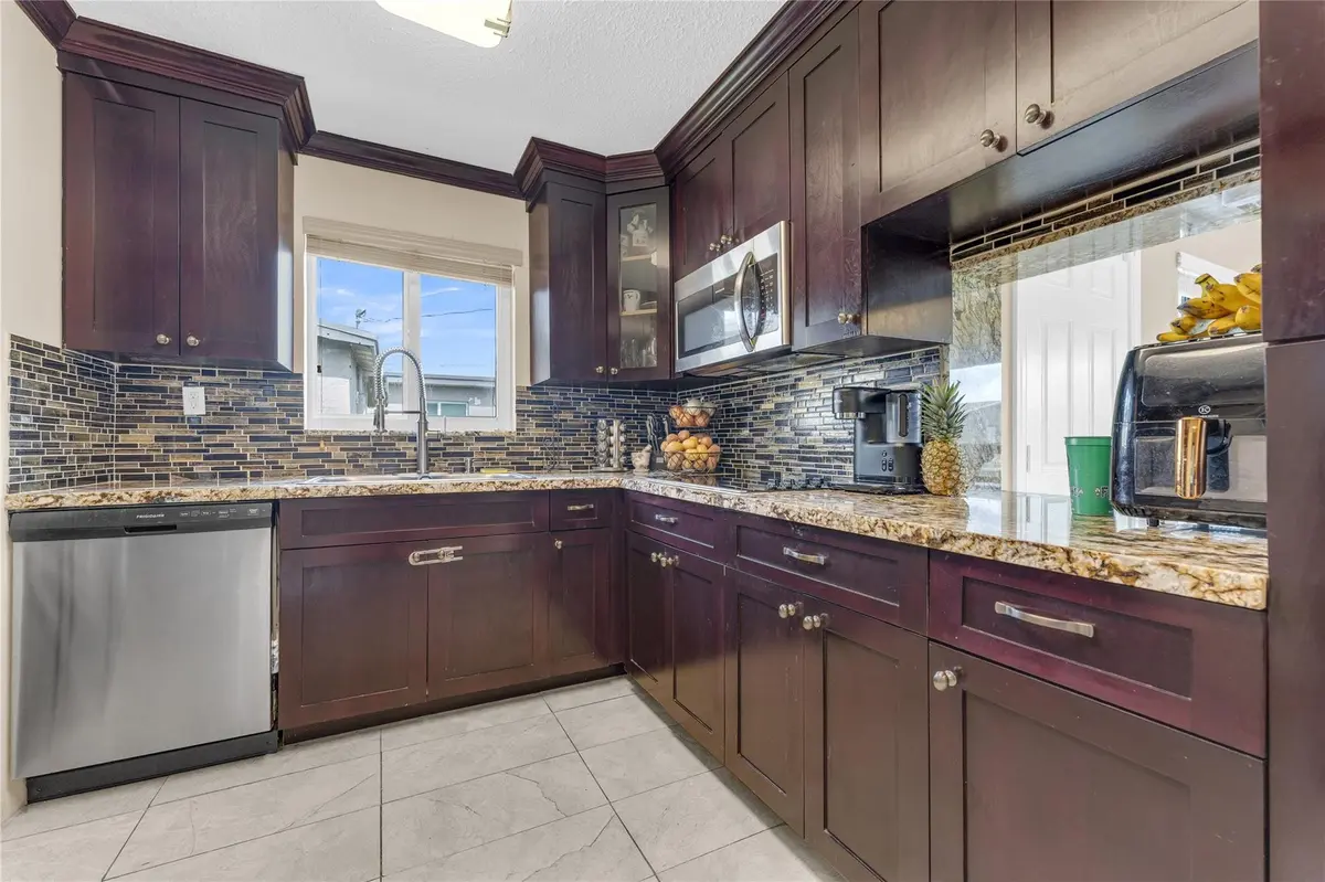 Photo 4 at 1750 NW 35th Terrace, Lauderhill