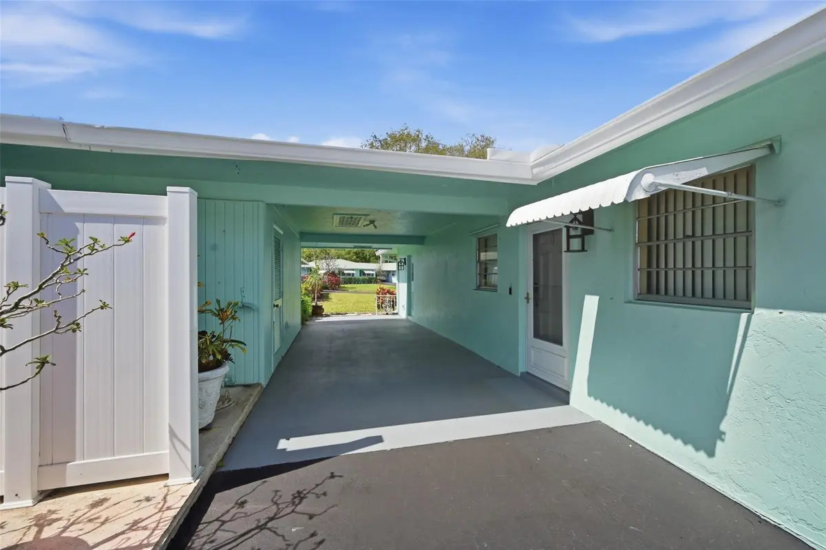 Photo 7 at 602 Hummingbird Lane 602, Delray Beach