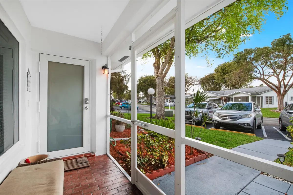 Photo 3 at 1156 NW 83rd Avenue B66, Plantation