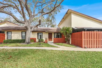 8091 SE Villa Circle, Hobe Sound – Condominium for sale