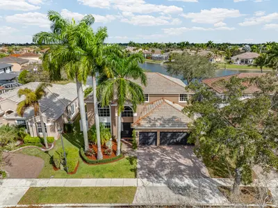 13815 NW 11th Street, Pembroke Pines – sold