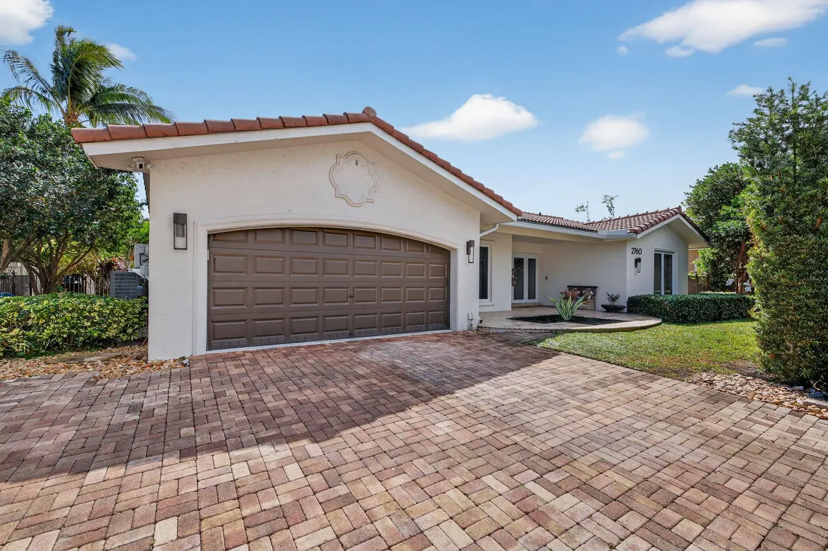 8-web-or-mls-B699A0153 at 2760 NE 55th Street, Fort Lauderdale