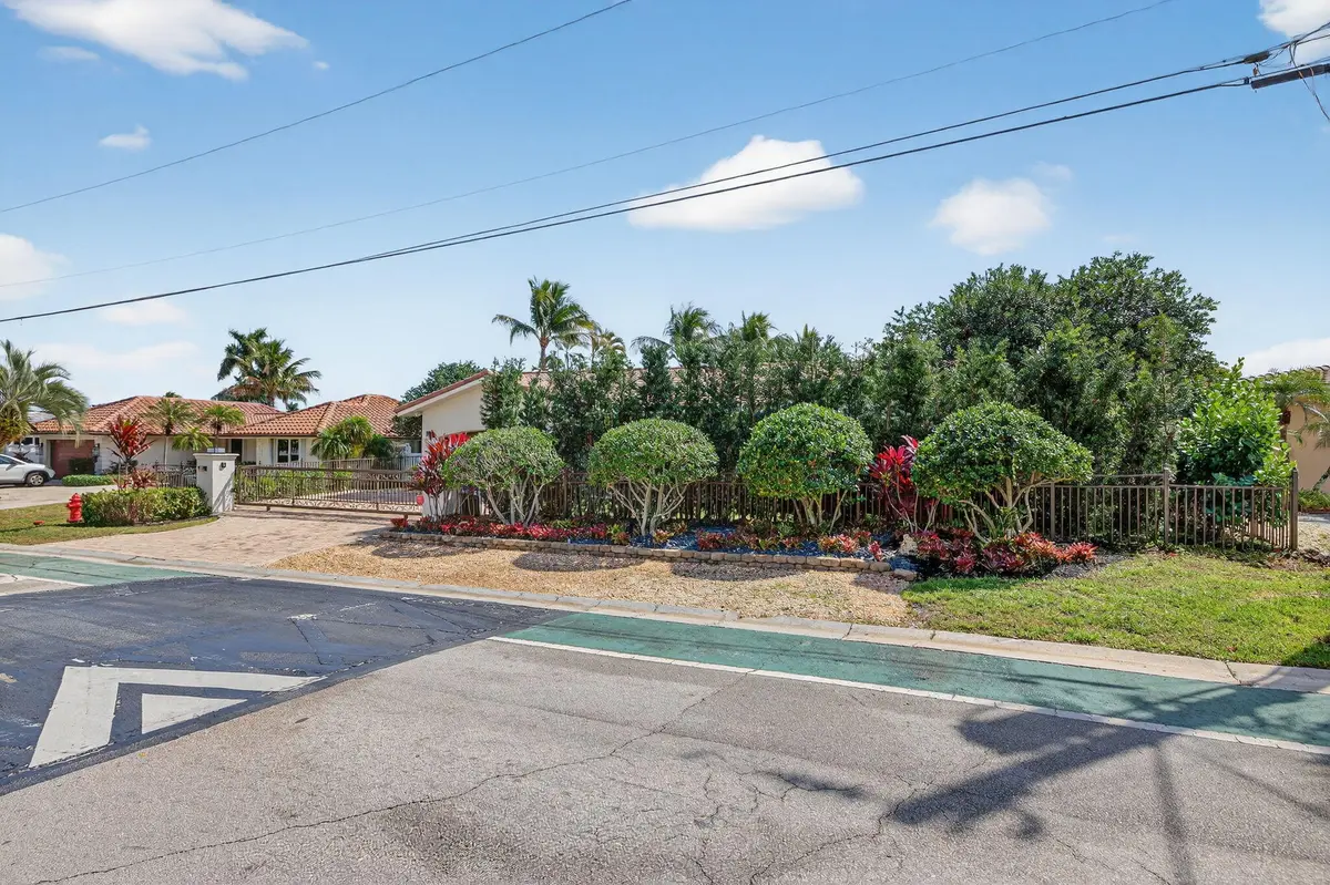 4-web-or-mls-B699A0193 at 2760 NE 55th Street, Fort Lauderdale
