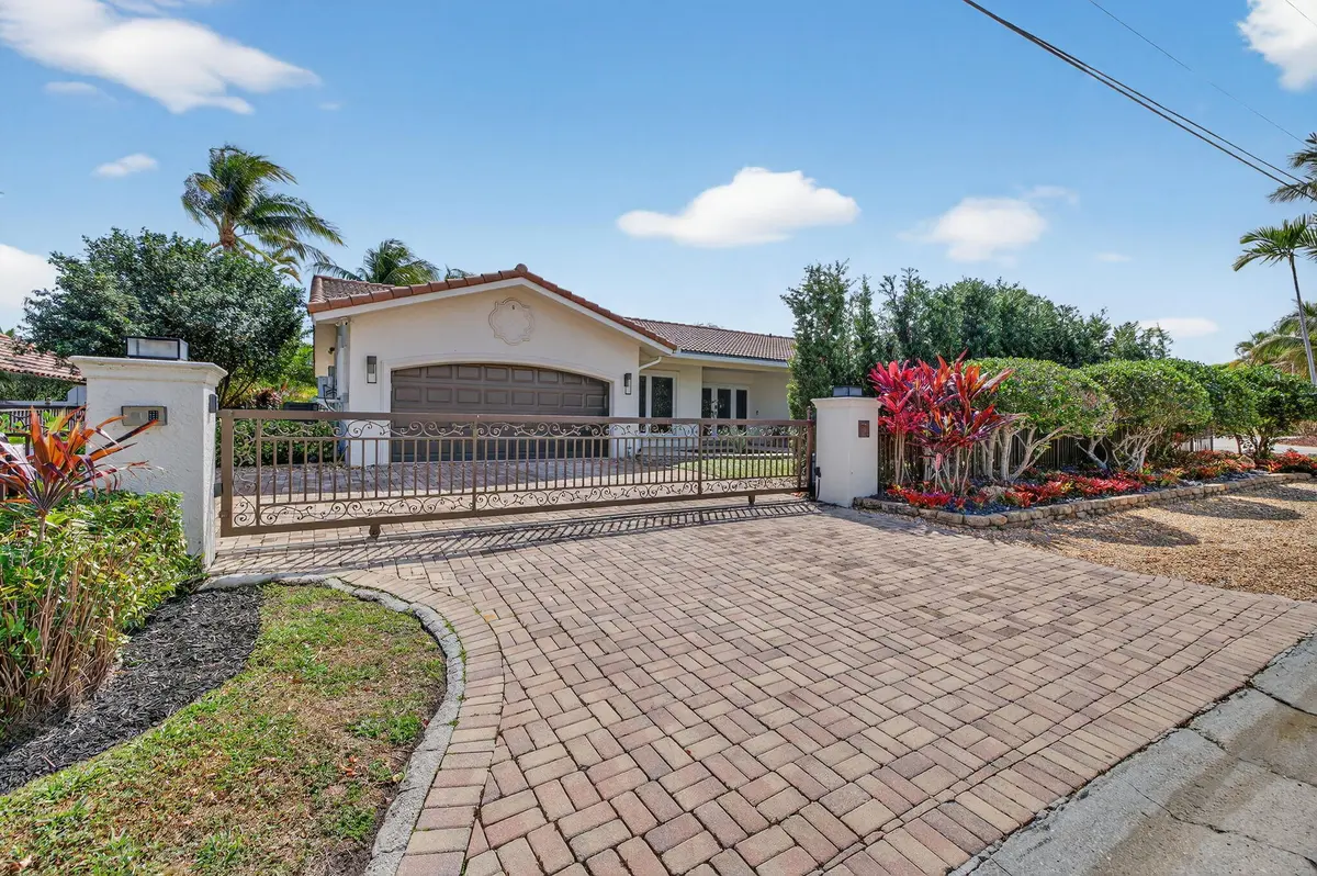 2-web-or-mls-B699A0183 at 2760 NE 55th Street, Fort Lauderdale