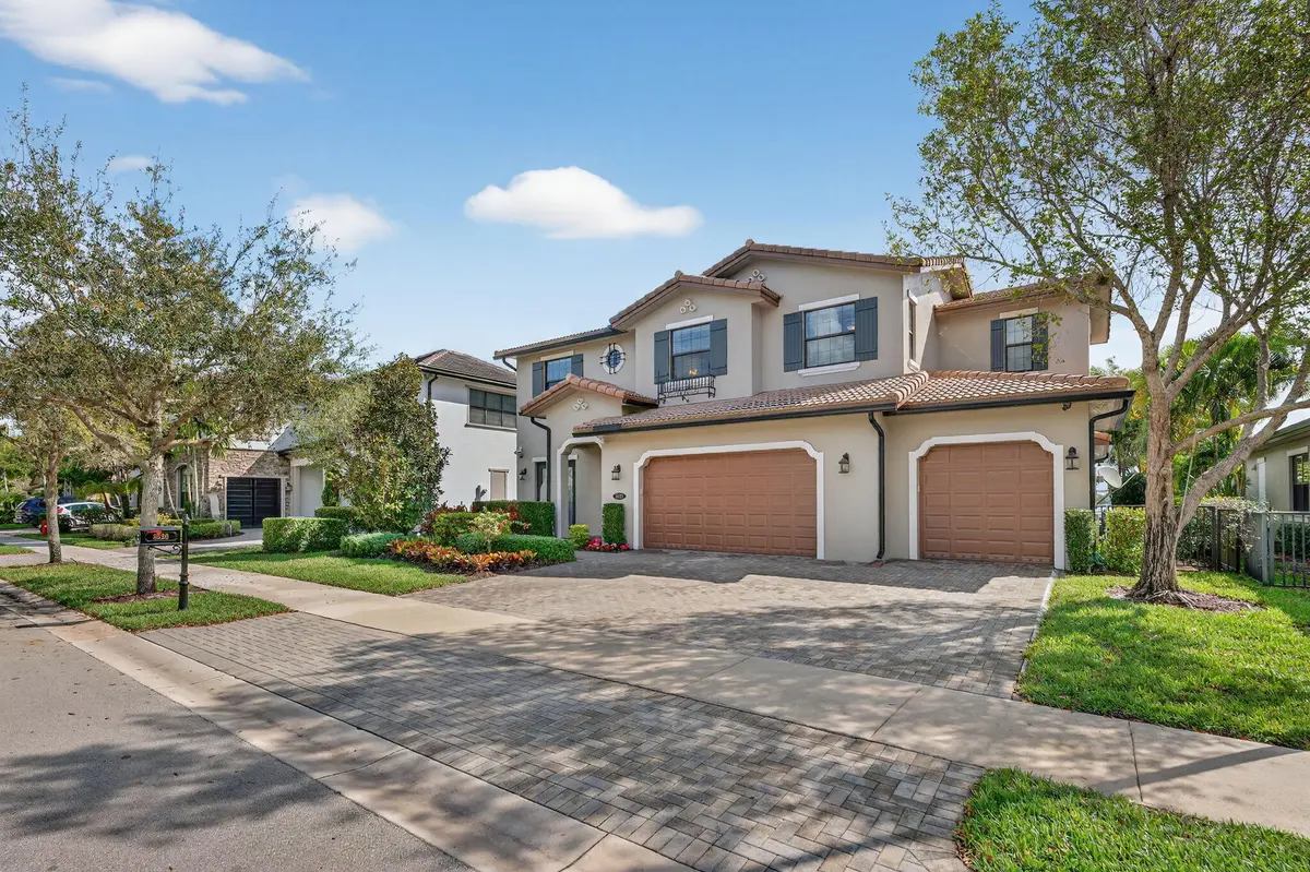 2-web-or-mls-DSC03624 at 8520 Watercrest Circle, Parkland
