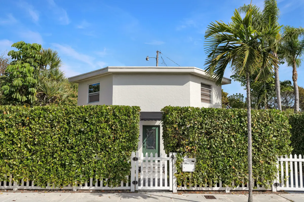 DSC09118 at 943 York Street, West Palm Beach