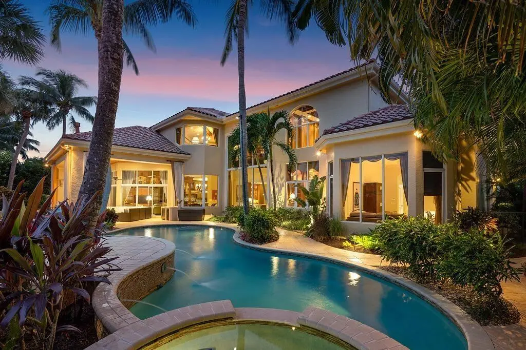 frenchmans at 686 Hermitage Circle, Palm Beach Gardens