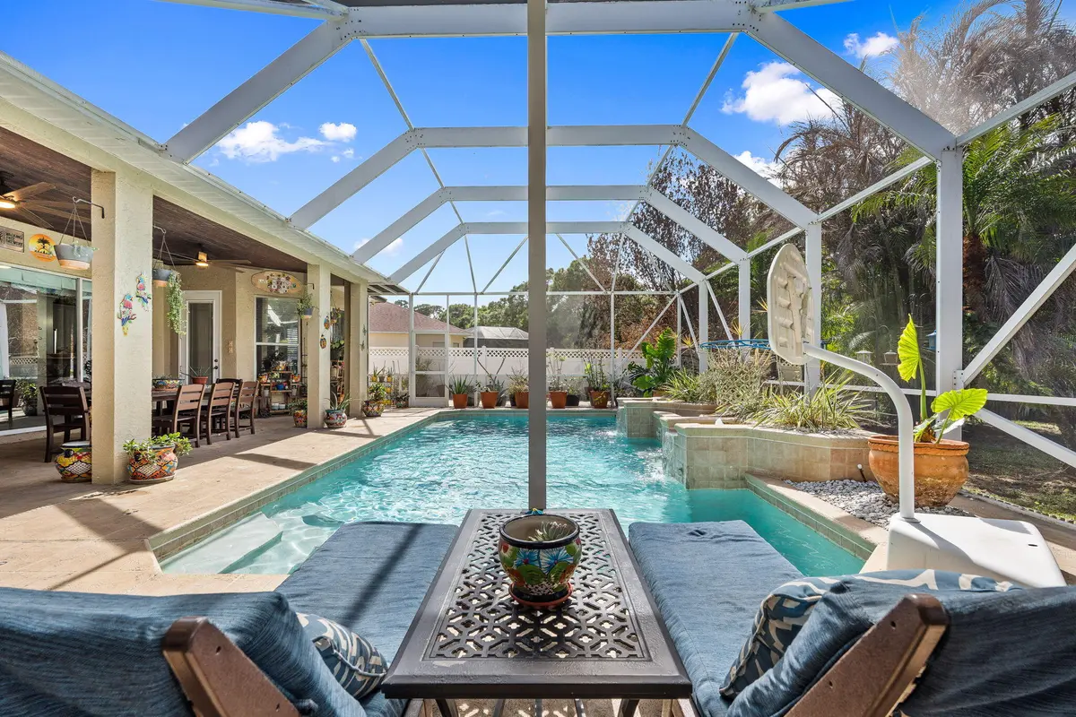 POOL ENCLOSURE at 2704 Serenity Circle, Fort Pierce