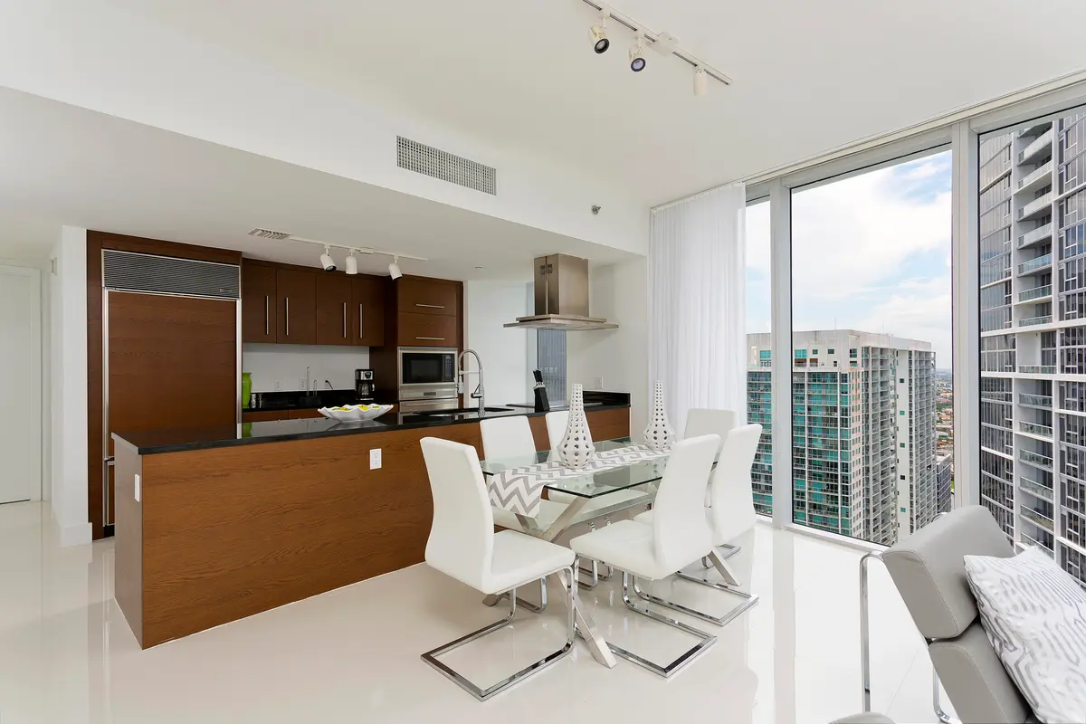 07_Dining_Kitchen1 at 495 Brickell Avenue 4010, Miami