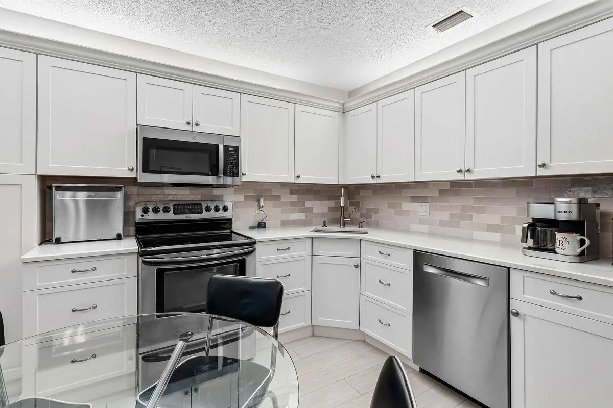 Kitchen at 5099 Splendido Court C, Boynton Beach