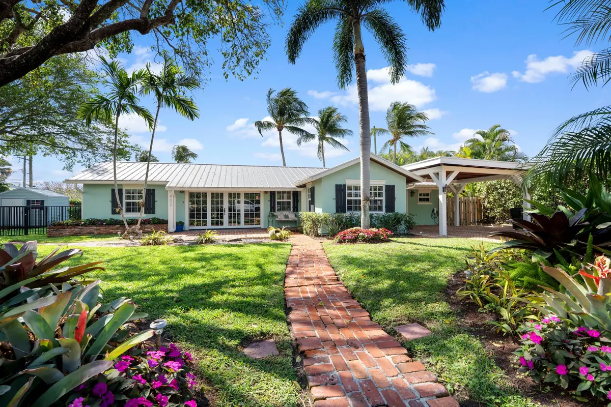 FRONT_ANGLE_DT at 402 Lake Drive, Delray Beach