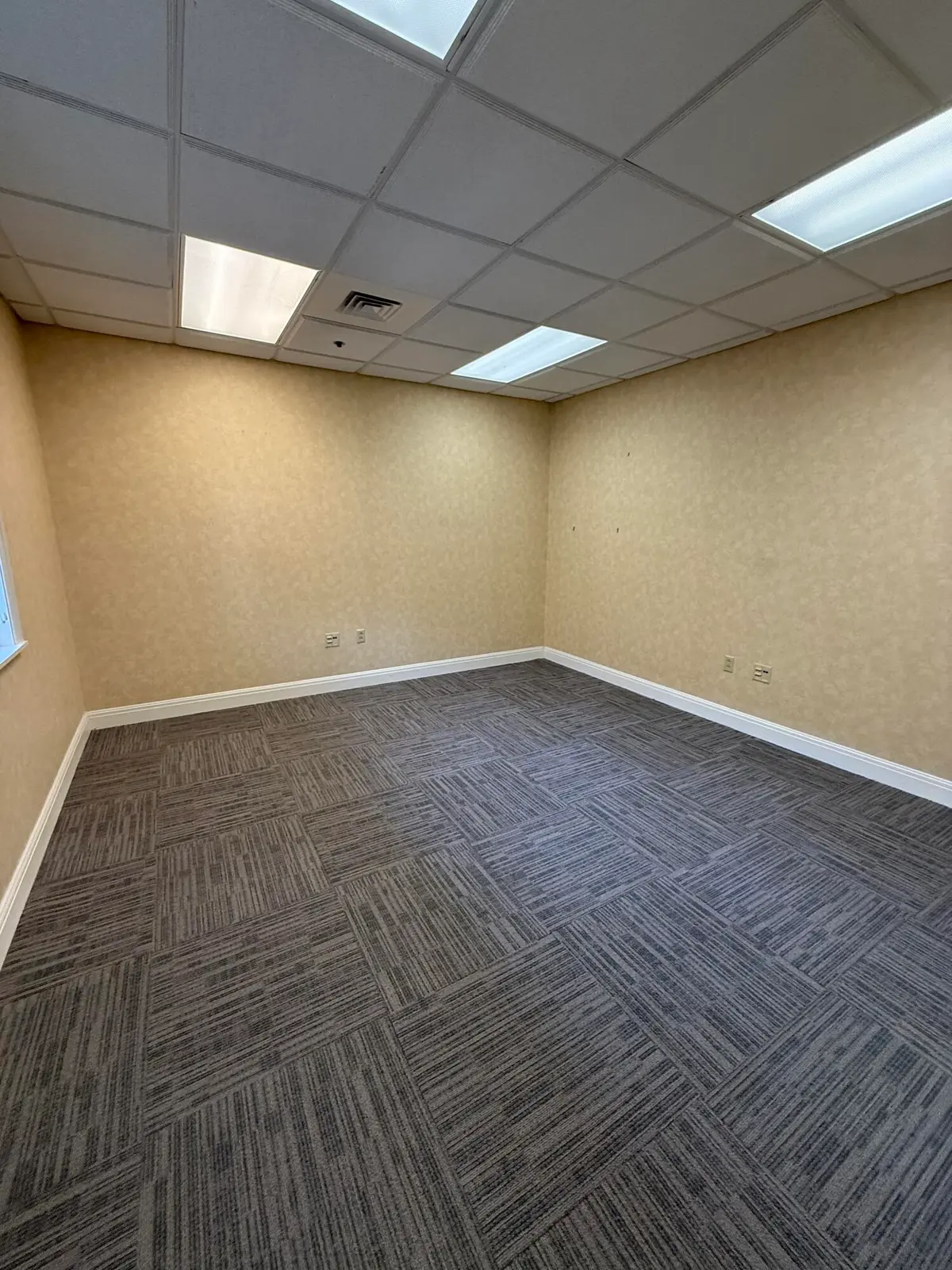204 #2 at 11450 SE Dixie Highway, Hobe Sound
