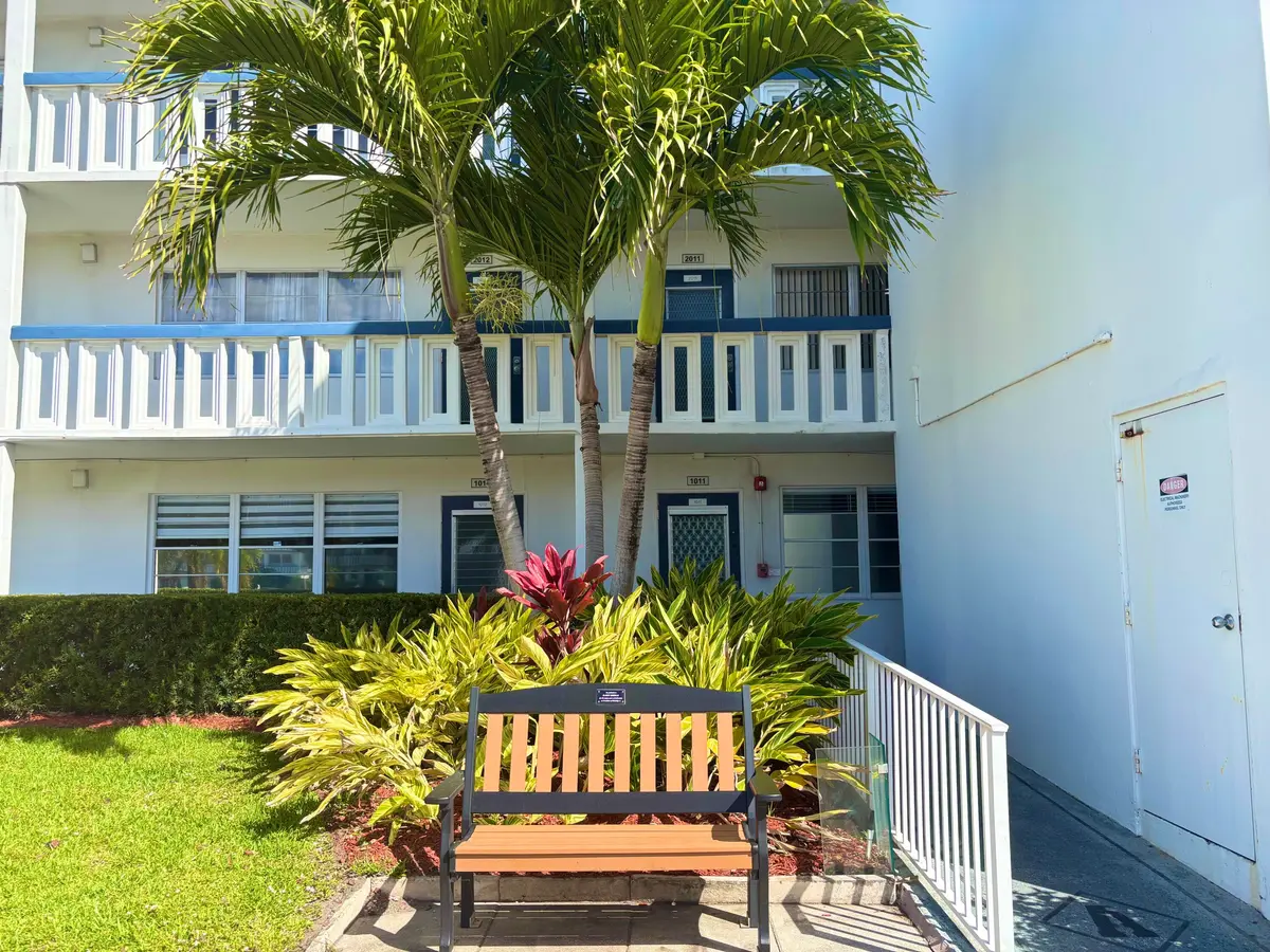 4015 Oakridge A 4015, Deerfield Beach, FL – photo 3