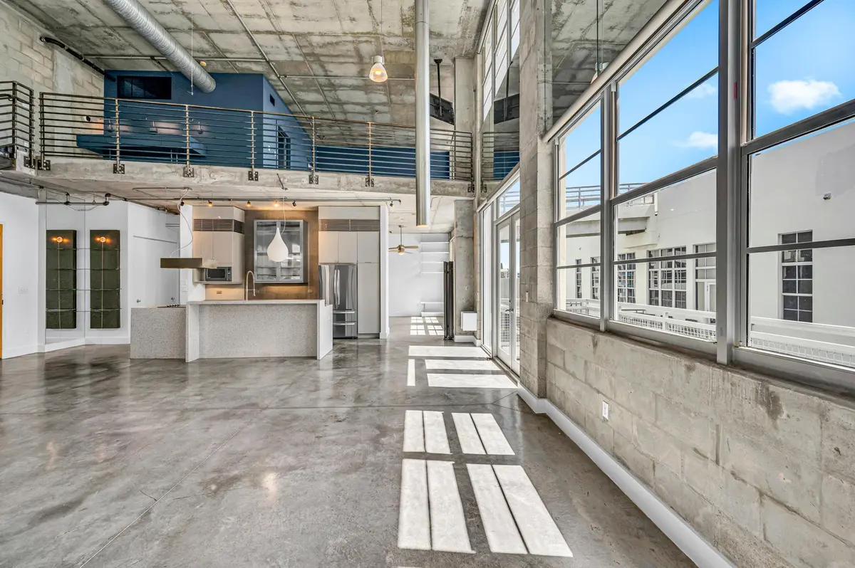 445 N ANDREWS #301-13 at 445 N Andrews Avenue 403, Fort Lauderdale
