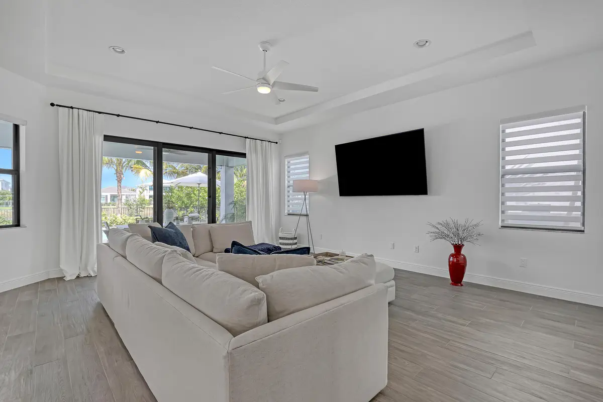 13629 Artisan Family Room at 13629 Artisan Circle, Palm Beach Gardens