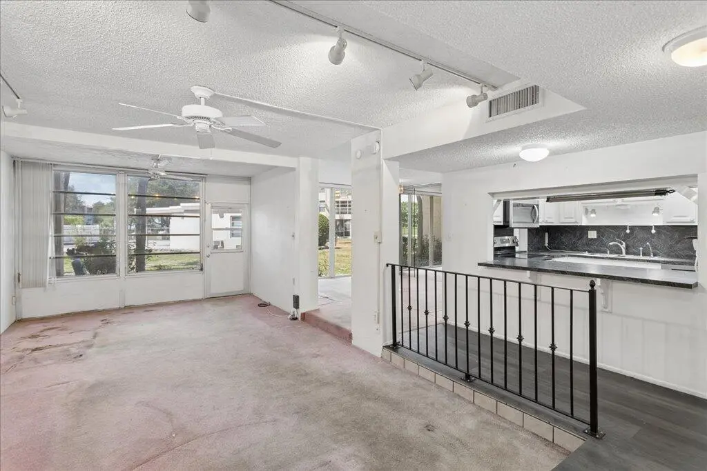 04-U9A6379 at 9491 Evergreen Place 108, Davie