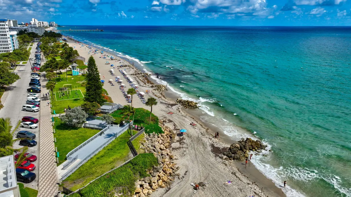North View at 1239 Hillsboro Mile 403, Hillsboro Beach