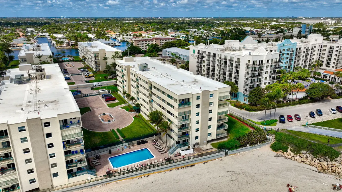 1239 Port De Mer at 1239 Hillsboro Mile 403, Hillsboro Beach
