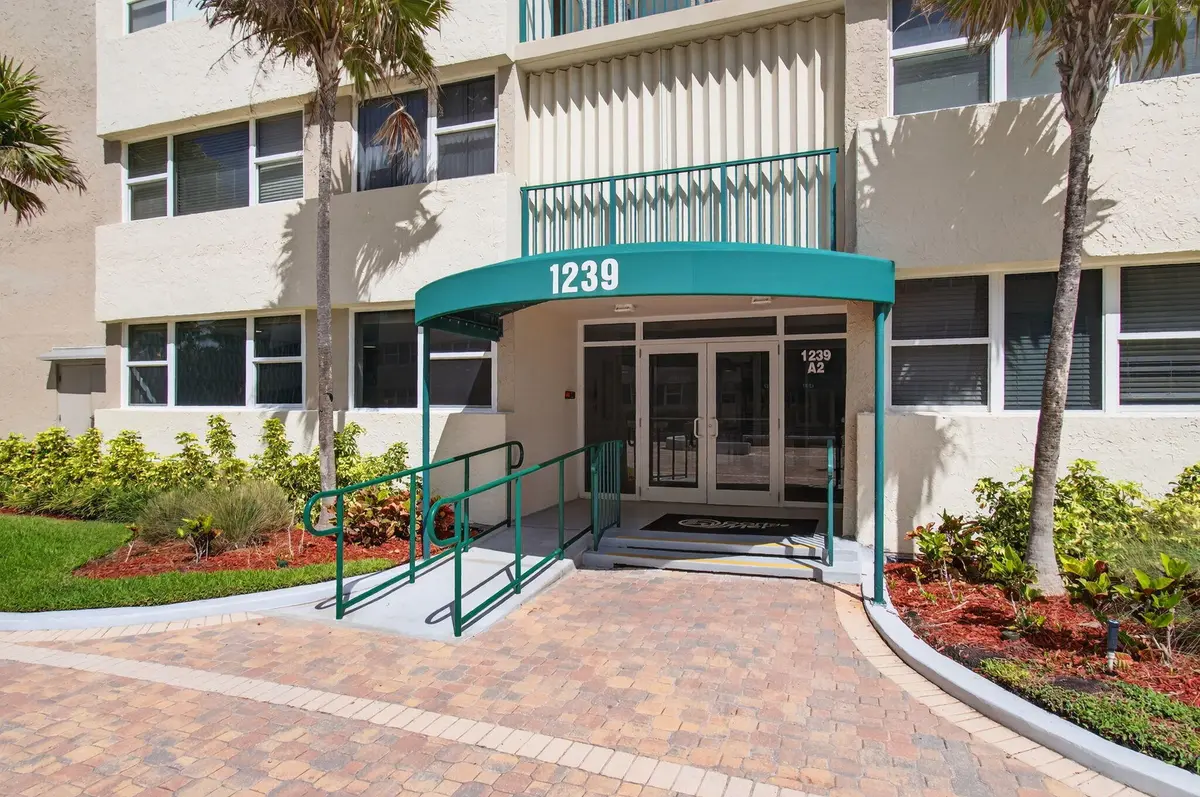 Front at 1239 Hillsboro Mile 403, Hillsboro Beach